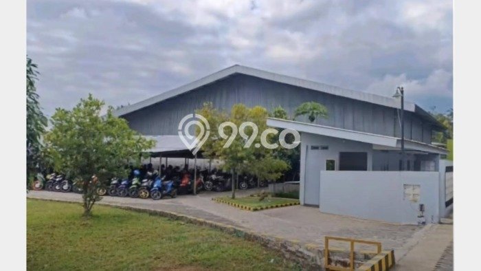 Pabrik Dijual di Salatiga LT 25603m2 & LB 13018m2 Lokasi Terbaik! Pabrik Dijual di Salatiga LT 25603m2 & LB 13018m2 Lokasi Terbaik!