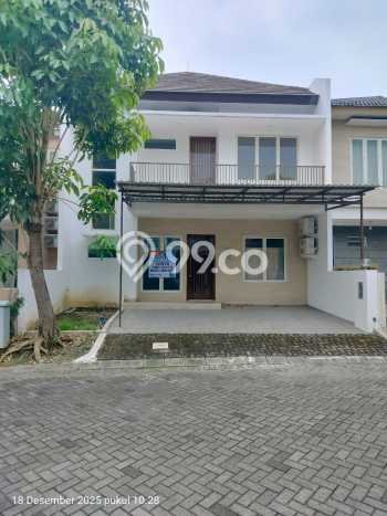 Rumah sewa siap pakai 3 KT di Citraland, Surabaya Rumah sewa siap pakai 3 KT di Citraland, Surabaya