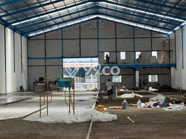 Unit Gudang Paling Strategis di Krian Sidoarjo dengan LB 3000m2 Unit Gudang Paling Strategis di Krian Sidoarjo dengan LB 3000m2