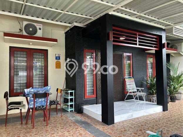 Jual Rumah Bagus Siap Huni LB 100m2 di Wiyung, Surabaya Jual Rumah Bagus Siap Huni LB 100m2 di Wiyung, Surabaya