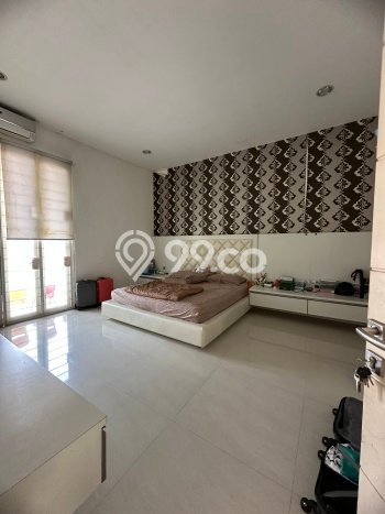 Dijual Rumah Luas Megah Dengan View Eksklusif di Darmo permai, Surabaya Dijual Rumah Luas Megah Dengan View Eksklusif di Darmo permai, Surabaya