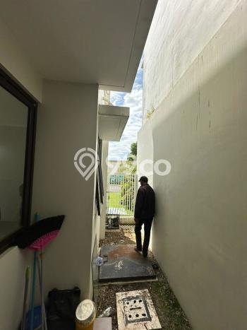 Ready to Use! Luxury House LT 193m2 Desain Elegan di Summarecon Bekasi Ready to Use! Luxury House LT 193m2 Desain Elegan di Summarecon Bekasi