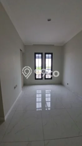 Lokasi strategis! Rumah siap pakai disewakan di Tarumajaya LB 249m2 Lokasi strategis! Rumah siap pakai disewakan di Tarumajaya LB 249m2
