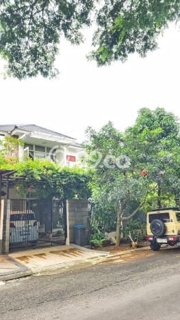 Rumah Elit Modern Tanpa Renovasi di Metland Menteng Jakarta Timur Rumah Elit Modern Tanpa Renovasi di Metland Menteng Jakarta Timur