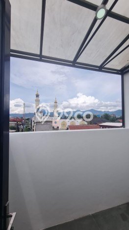 Rumah Modern Minimalis 4 KT Siap Huni di Antapani Rumah Modern Minimalis 4 KT Siap Huni di Antapani