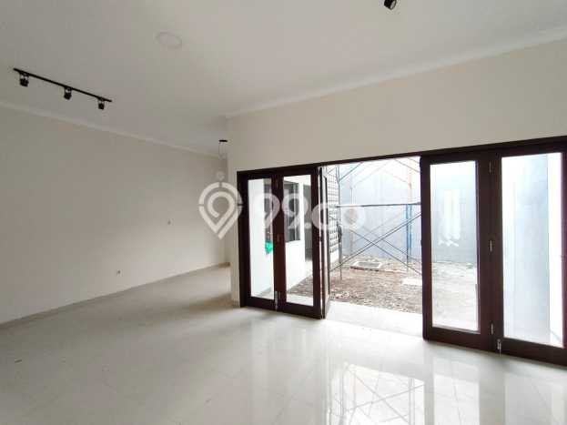 Dijual Cepat Rumah LT 130m² / LB 150m² di Lokasi Strategis Turangga, Bandung Dijual Cepat Rumah LT 130m² / LB 150m² di Lokasi Strategis Turangga, Bandung