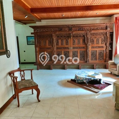 KESEMPATAN TERBAIK! Rumah Nyaman area Sukasari, Luas 999m2m² LB 580m2m² KESEMPATAN TERBAIK! Rumah Nyaman area Sukasari, Luas 999m2m² LB 580m2m²