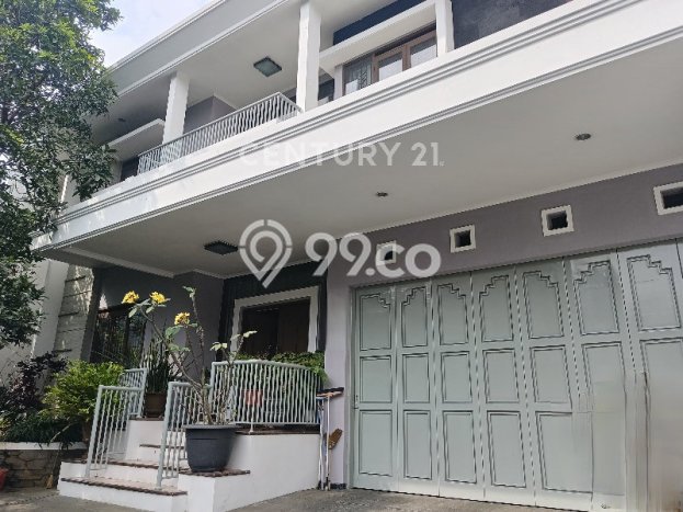 Dijual Rumah Mewah Elegan Dengan View Cantik di Setra Sari, Bandung Dijual Rumah Mewah Elegan Dengan View Cantik di Setra Sari, Bandung