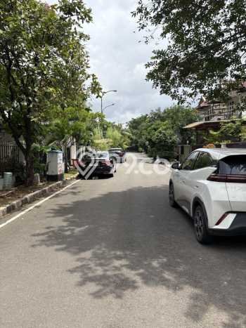 Dijual Rumah Luas Megah Dengan View Cantik di Rawamangun, Jakarta Timur Dijual Rumah Luas Megah Dengan View Cantik di Rawamangun, Jakarta Timur