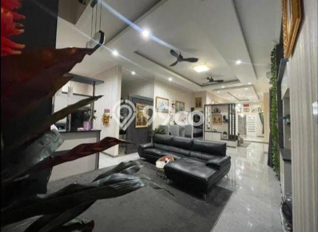 Siap Huni Rumah Mewah 3 Kamar di Duren Sawit Dekat ke Mana Saja Siap Huni Rumah Mewah 3 Kamar di Duren Sawit Dekat ke Mana Saja