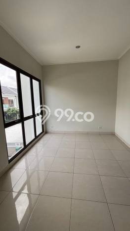 For Sale Hunian Rumah Terawat 2 KT di Summarecon Bekasi, Bekasi For Sale Hunian Rumah Terawat 2 KT di Summarecon Bekasi, Bekasi