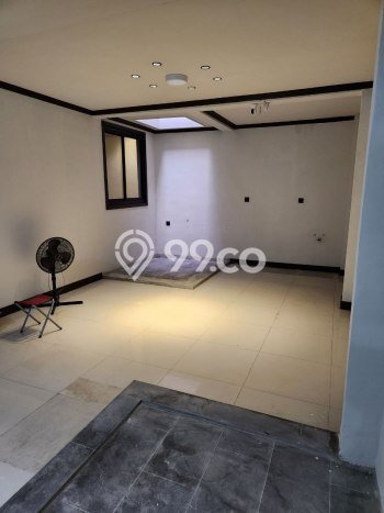 Rumah Mewah LB 400m2 Siap Pakai Desain Elegan di Pondok Bambu, Jakarta Timur Rumah Mewah LB 400m2 Siap Pakai Desain Elegan di Pondok Bambu, Jakarta Timur