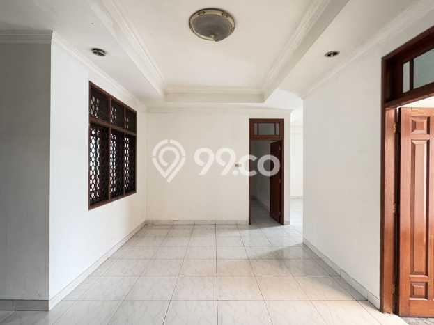 Dijual Rumah Luas Megah Dengan View Cantik di Rawamangun, Jakarta Timur Dijual Rumah Luas Megah Dengan View Cantik di Rawamangun, Jakarta Timur