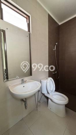 For Sale Hunian Rumah Terawat 2 KT di Summarecon Bekasi, Bekasi For Sale Hunian Rumah Terawat 2 KT di Summarecon Bekasi, Bekasi
