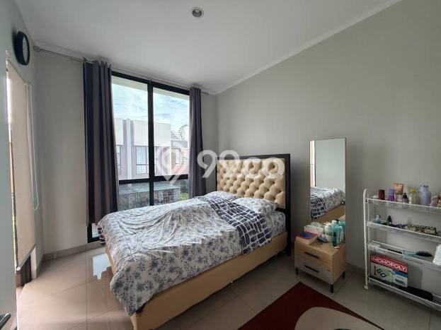 Dijual Hunian Rumah Terawat 4 KT di Summarecon Bekasi, Bekasi Dijual Hunian Rumah Terawat 4 KT di Summarecon Bekasi, Bekasi