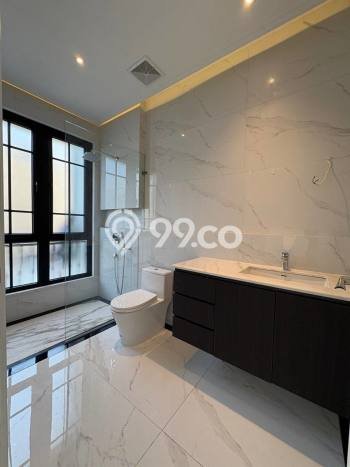 Rumah Mewah Siap Huni LT 169m2 di Cempaka Putih, Jakarta Pusat Rumah Mewah Siap Huni LT 169m2 di Cempaka Putih, Jakarta Pusat