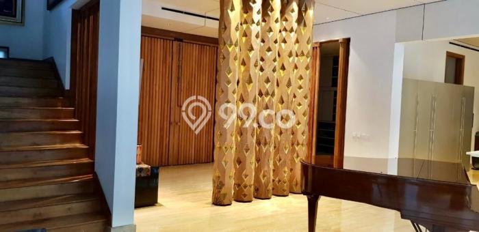 Hunian Mewah LB 1300m2 Siap Huni Desain Elegan di Antasari, Jakarta Selatan Hunian Mewah LB 1300m2 Siap Huni Desain Elegan di Antasari, Jakarta Selatan
