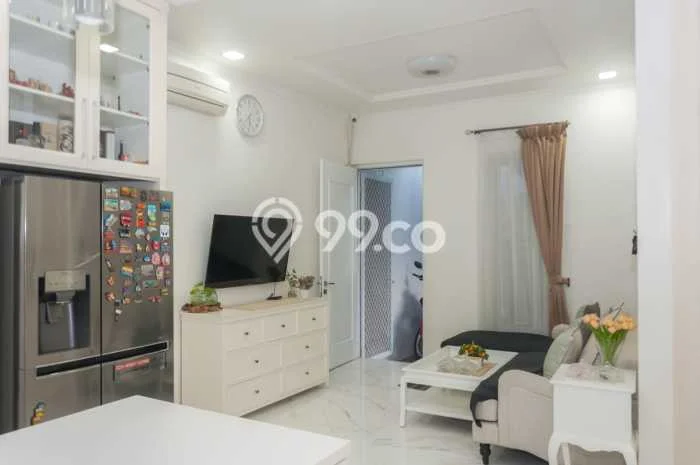 Rumah Eksklusif Dijual LT 217m2 di Kelapa Gading, Jakarta Utara Rumah Eksklusif Dijual LT 217m2 di Kelapa Gading, Jakarta Utara