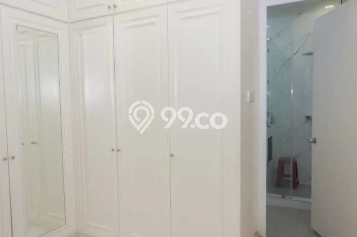 Rumah Eksklusif Dijual LT 217m2 di Kelapa Gading, Jakarta Utara Rumah Eksklusif Dijual LT 217m2 di Kelapa Gading, Jakarta Utara