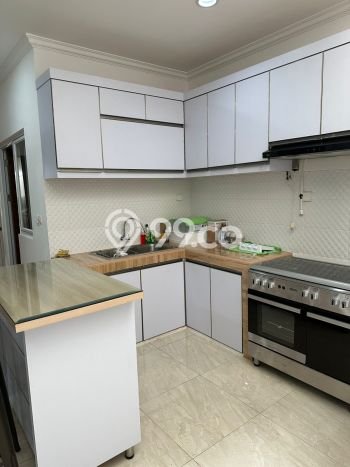 Rumah Strategis Modern Lb 144m2 di Sawangan, Depok Rumah Strategis Modern Lb 144m2 di Sawangan, Depok