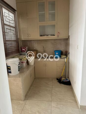 Rumah Strategis Modern Lb 144m2 di Sawangan, Depok Rumah Strategis Modern Lb 144m2 di Sawangan, Depok
