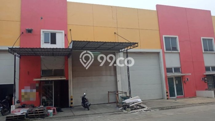 Gudang Area Premium Kawasan Cakung, Luas 126m2m², Akses Utama Gudang Area Premium Kawasan Cakung, Luas 126m2m², Akses Utama