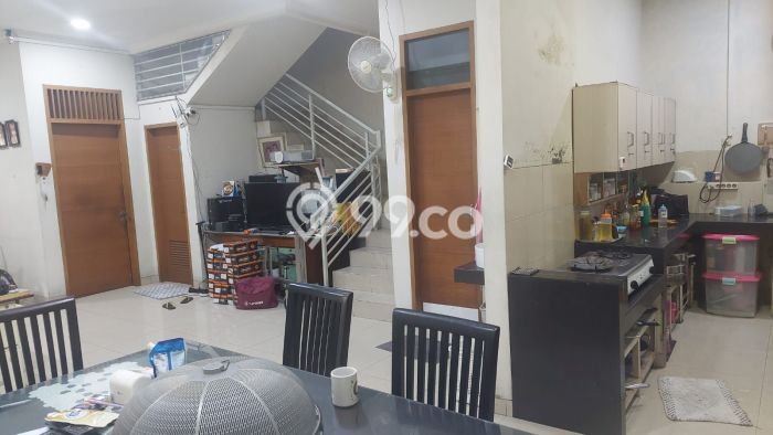 Hunian Mewah LB 240m2 Siap Pakai Desain Elegan di Sunter, Jakarta Utara Hunian Mewah LB 240m2 Siap Pakai Desain Elegan di Sunter, Jakarta Utara