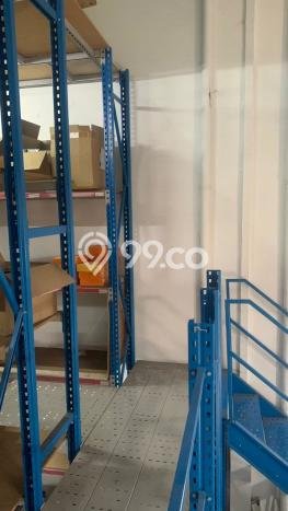 Unit Gudang Dijual di Jakarta Barat LT 180m2 & LB 180m2 Unit Gudang Dijual di Jakarta Barat LT 180m2 & LB 180m2