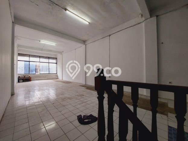Untuk Dijual! Ruko di Bandengan Jakarta Utara LT 68m2 / LB 224m2 Kawasan Bisnis Untuk Dijual! Ruko di Bandengan Jakarta Utara LT 68m2 / LB 224m2 Kawasan Bisnis