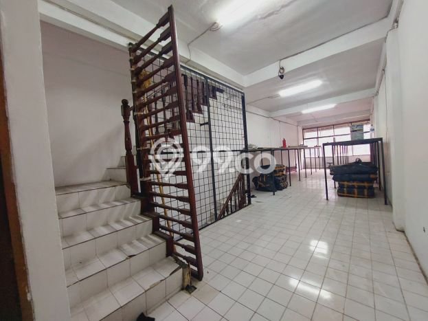 Untuk Dijual! Ruko di Bandengan Jakarta Utara LT 68m2 / LB 224m2 Kawasan Bisnis Untuk Dijual! Ruko di Bandengan Jakarta Utara LT 68m2 / LB 224m2 Kawasan Bisnis