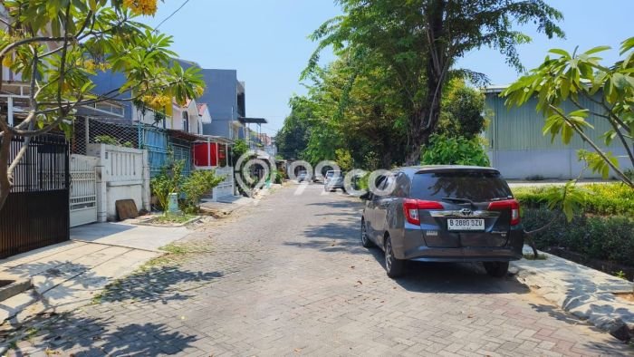 Rumah Eksklusif lokasi Cengkareng, Jakarta Barat, Luas 90m² LB 150m² Rumah Eksklusif lokasi Cengkareng, Jakarta Barat, Luas 90m² LB 150m²