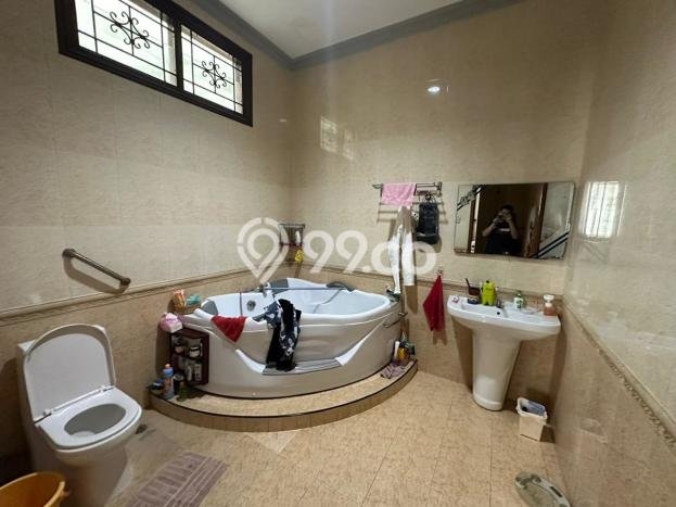 DIJUAL CEPAT! Rumah Modern di Sunter, Jakarta Utara, Luas 271m² Bangunan 1000m² Bisa Nego! DIJUAL CEPAT! Rumah Modern di Sunter, Jakarta Utara, Luas 271m² Bangunan 1000m² Bisa Nego!