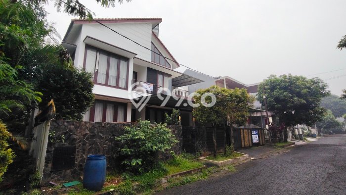 Dijual Rumah Mewah Elegan Dengan View Cantik di Cibubur, Bogor Dijual Rumah Mewah Elegan Dengan View Cantik di Cibubur, Bogor