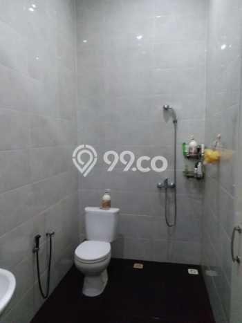 Rumah Strategis Modern Lb 245m2 di Cengkareng, Jakarta Barat Rumah Strategis Modern Lb 245m2 di Cengkareng, Jakarta Barat