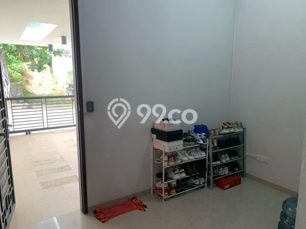 Rumah Lokasi Strategis area , Batam, LT 190m2m² LB 300m2m² Rumah Lokasi Strategis area , Batam, LT 190m2m² LB 300m2m²