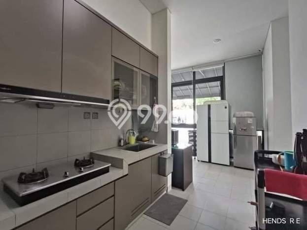 NEW LISTING! Rumah Strategis area Nagoya, Luas 975m² Bangunan 850m² NEW LISTING! Rumah Strategis area Nagoya, Luas 975m² Bangunan 850m²