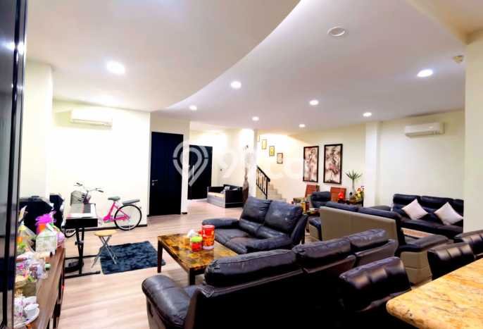 Dijual Rumah Luas Elegan Dengan View Cantik di Batam Centre, Batam Dijual Rumah Luas Elegan Dengan View Cantik di Batam Centre, Batam
