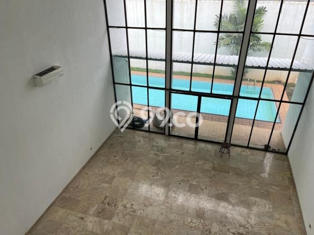 Siap Huni Rumah Mewah 4 Kamar di Mampang Prapatan Dekat ke Mana Pun Siap Huni Rumah Mewah 4 Kamar di Mampang Prapatan Dekat ke Mana Pun
