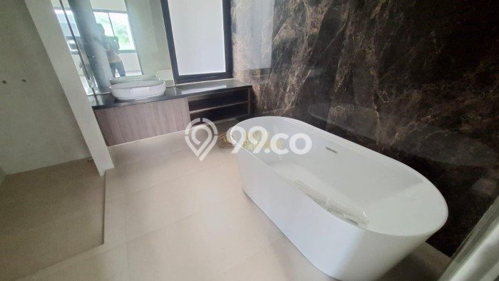 Siap Huni Hunian Elit 5 Kamar di Pamulang Dekat ke Mana Saja Siap Huni Hunian Elit 5 Kamar di Pamulang Dekat ke Mana Saja