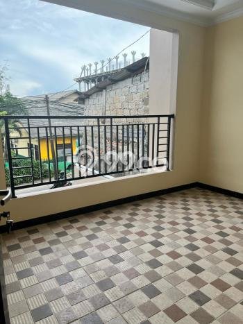 Rumah Luxury Modern Tanpa Renovasi di Lenteng Agung Jakarta Selatan Rumah Luxury Modern Tanpa Renovasi di Lenteng Agung Jakarta Selatan