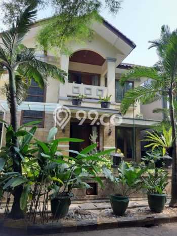 Hunian Mewah Siap Huni LT 476m2 di Jagakarsa, Jakarta Selatan Hunian Mewah Siap Huni LT 476m2 di Jagakarsa, Jakarta Selatan