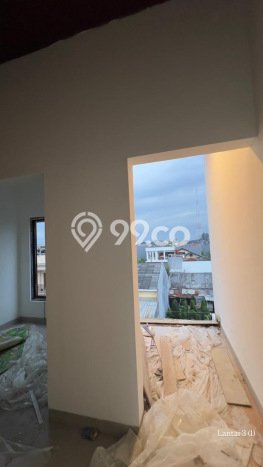 Dijual Hunian Rumah Terawat 3 KT di Meruya, Jakarta Barat Dijual Hunian Rumah Terawat 3 KT di Meruya, Jakarta Barat