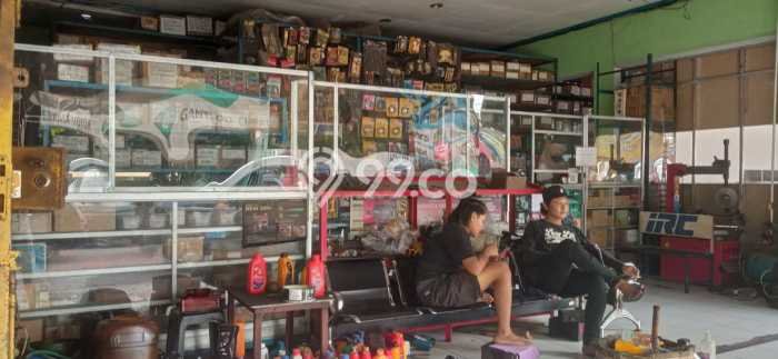 Unit Ruko Dijual di Banjarsari Solo Luas Tanah 446m2, Luas Bangunan 446m2 Unit Ruko Dijual di Banjarsari Solo Luas Tanah 446m2, Luas Bangunan 446m2
