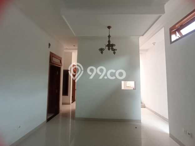 Lokasi strategis! Rumah siap pakai disewakan di Manahan LB 80m2 Lokasi strategis! Rumah siap pakai disewakan di Manahan LB 80m2