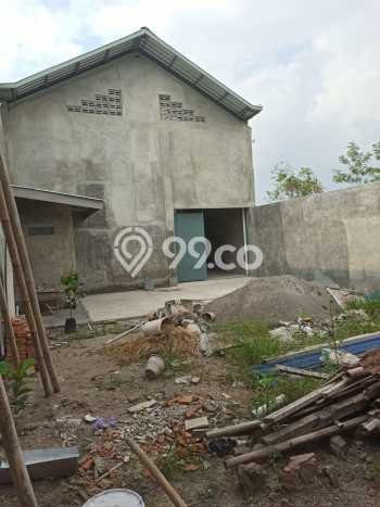 Gudang disewakan di Gatak Sukoharjo dengan luas bangunan 700m2 Gudang disewakan di Gatak Sukoharjo dengan luas bangunan 700m2