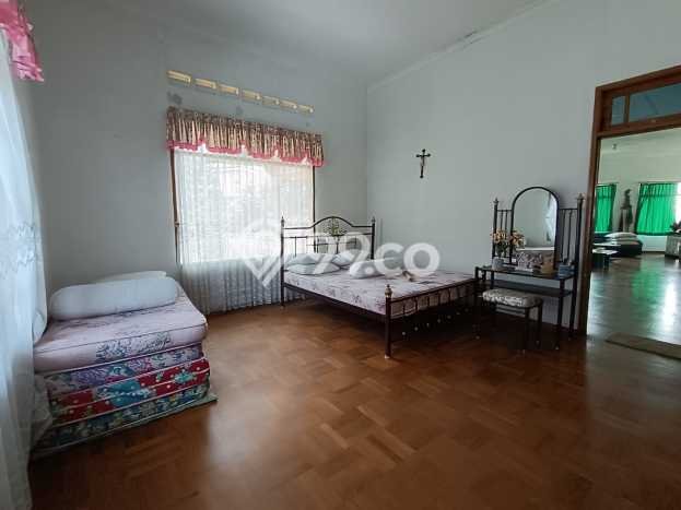 Rumah LT 1720m² Dekat dengan Fasilitas Umum, Karanganyar - Lokasi Strategis Rumah LT 1720m² Dekat dengan Fasilitas Umum, Karanganyar - Lokasi Strategis