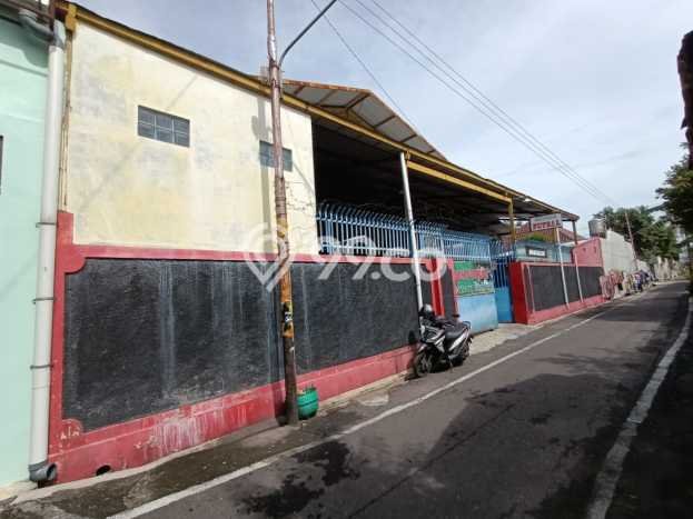 Siap Huni Hunian Elit 5 Kamar di Laweyan Dekat ke Mana Saja Siap Huni Hunian Elit 5 Kamar di Laweyan Dekat ke Mana Saja