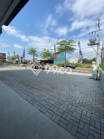 Disewakan Ruko di Kawasan Ramai Gentan Luas 197m2 Disewakan Ruko di Kawasan Ramai Gentan Luas 197m2