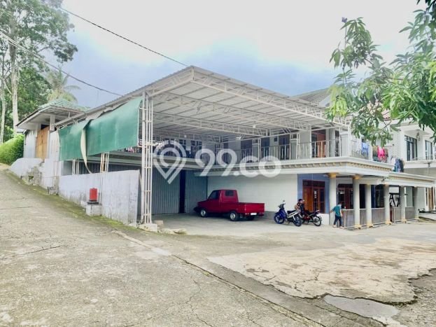 Hunian Mewah LB 1200m2 Siap Pakai Desain Elegan di Gladagsari, Boyolali Hunian Mewah LB 1200m2 Siap Pakai Desain Elegan di Gladagsari, Boyolali