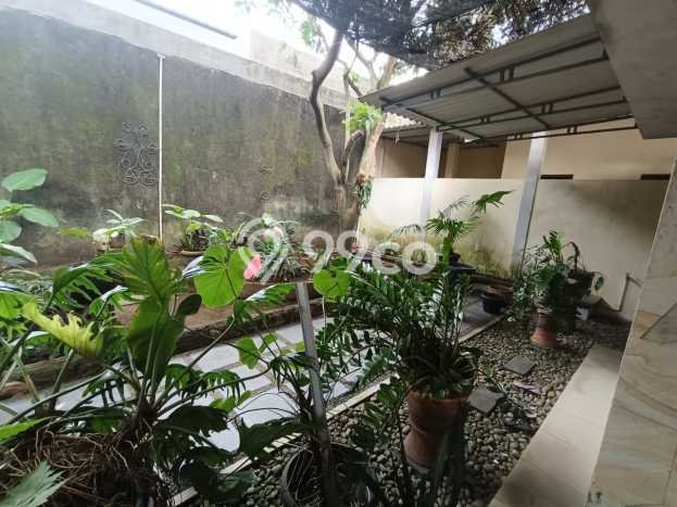 Rumah Elit Modern Siap Huni di Penumping Surakarta Rumah Elit Modern Siap Huni di Penumping Surakarta